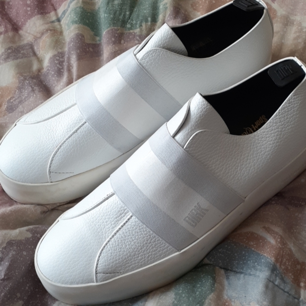 Ladies sneakers